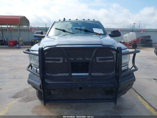 3C6UR5CLXMG654958 RAM 2500 Tradesman 4x4 6&#039;4 Box