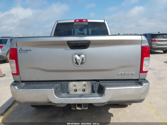 3C6UR5CLXMG654958 RAM 2500 Tradesman 4x4 6&#039;4 Box