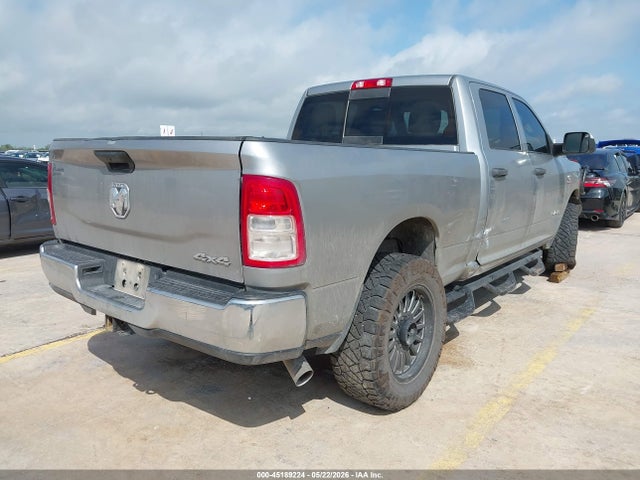 3C6UR5CLXMG654958 RAM 2500 Tradesman 4x4 6&#039;4 Box