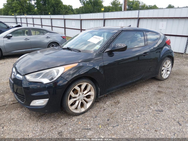 2013 Hyundai Veloster Base W/black მანქანა იყიდება აუქციონზე, vin: KMHTC6AD7DU167877, აუქციონის ნომერი: 45189234