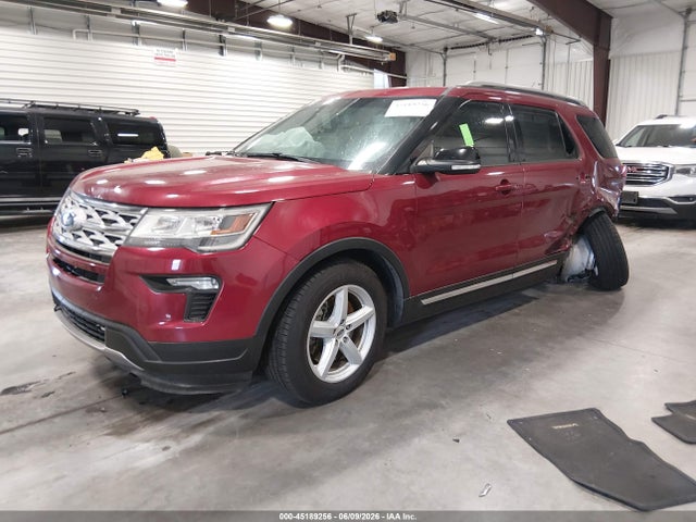 Ford EXPLORER XLT 2018 1FM5K7D89JGA23399 Image 2