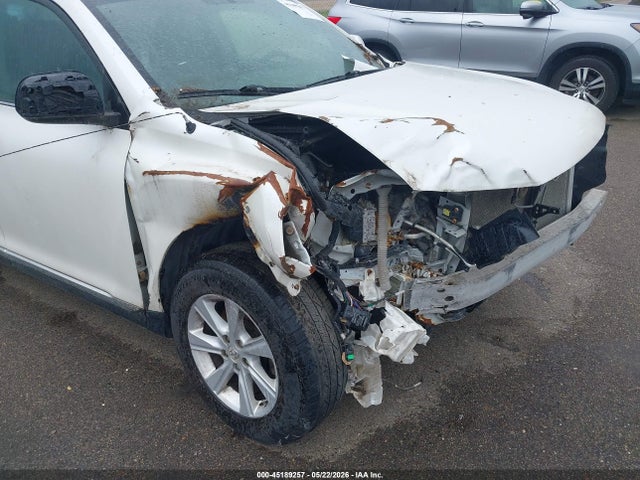 45189257 :رقم المزاد ، 5TDBK3EH8BS047506 vin ، 2011 Toyota Highlander Base V6 مزاد بيع