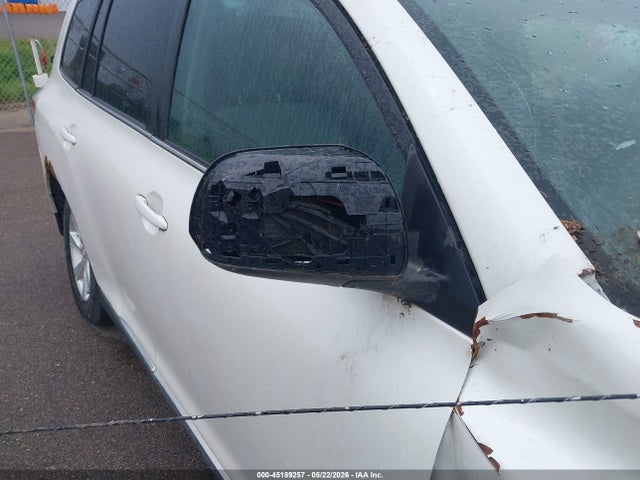 45189257 :رقم المزاد ، 5TDBK3EH8BS047506 vin ، 2011 Toyota Highlander Base V6 مزاد بيع