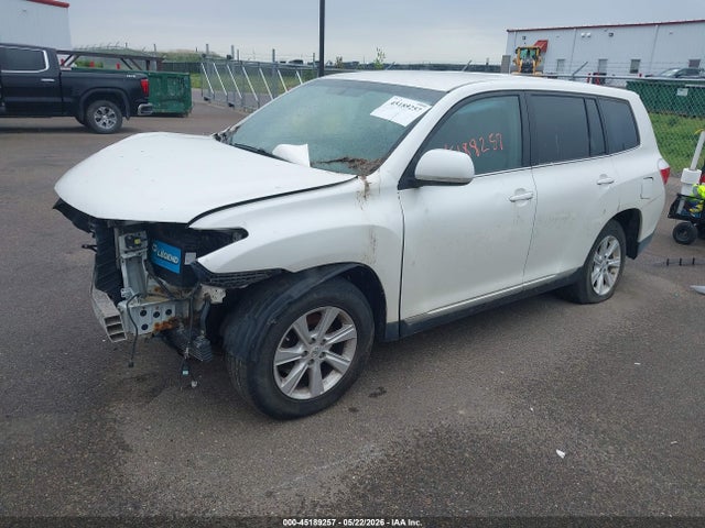 45189257 :رقم المزاد ، 5TDBK3EH8BS047506 vin ، 2011 Toyota Highlander Base V6 مزاد بيع