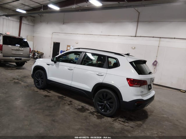 2022 Volkswagen Taos 1.5t S მანქანა იყიდება აუქციონზე, vin: 3VVAX7B25NM044931, აუქციონის ნომერი: 45189279