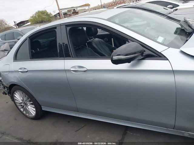 Mercedes-Benz E 350 2021 W1KZF8DB3MA930271 Image 14