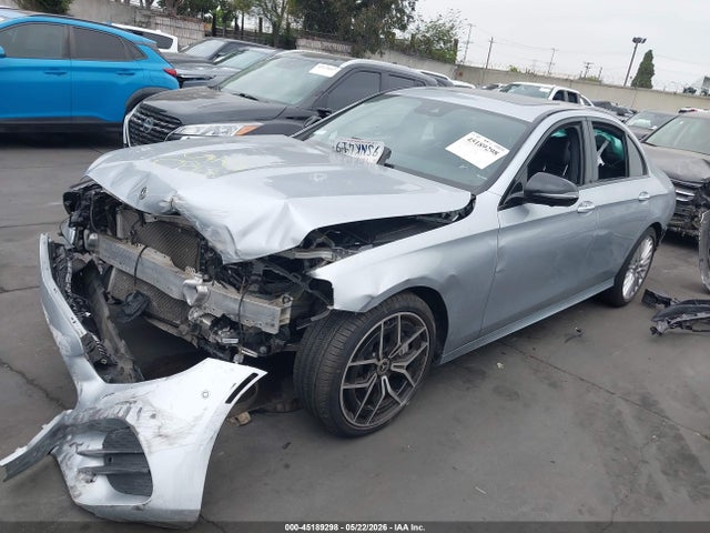 Mercedes-Benz E 350 2021 W1KZF8DB3MA930271 Image 2