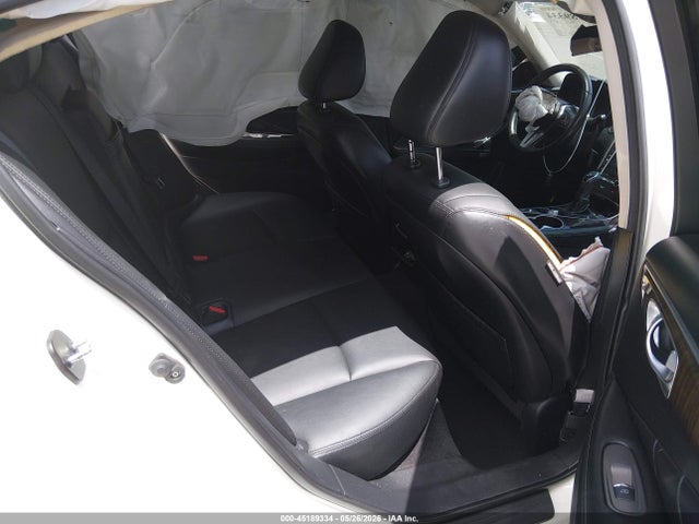 JN1EV7AR3JM437467 Infiniti Q50 3.0t Luxe