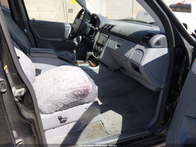 45189340 :رقم المزاد ، 4JGAB54E52A331926 vin ، 2002 Mercedes-benz Ml 320 مزاد بيع