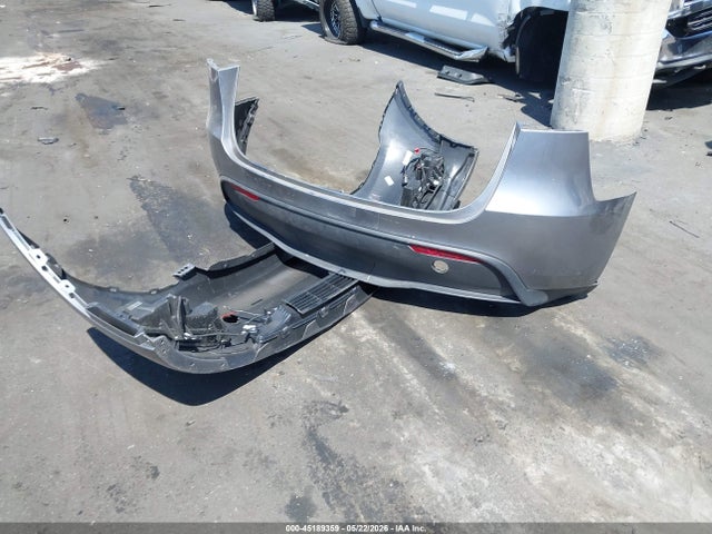 7SAYGDED9RA325195 Tesla Model Y Long Range Single Motor Rear-wheel Drive/rwd