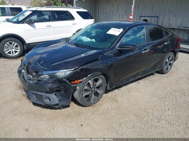 Honda Civic Touring 2016 2HGFC1F97GH631638 Image 2