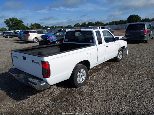 45189401 :رقم المزاد ، 1N6DD26S7YC379502 vin ، 2000 Nissan Frontier Xe مزاد بيع