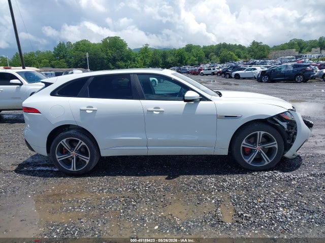 Jaguar F-PACE S 2017 SADCM2BV9HA069494 Image 13