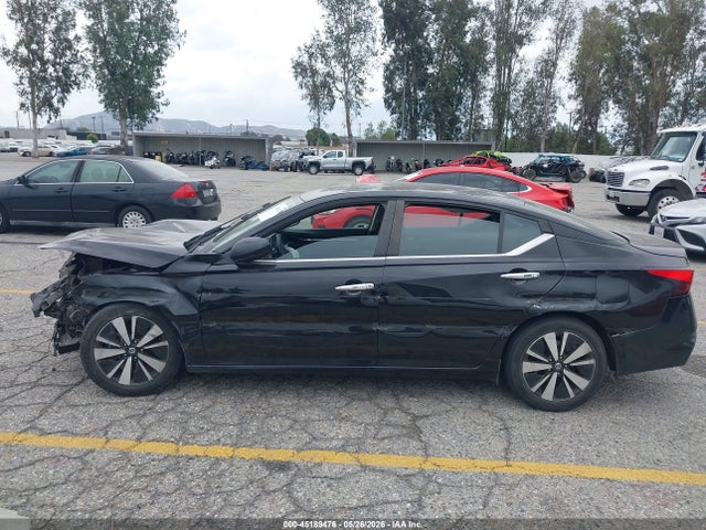 1N4BL4DV9NN332256 Nissan Altima Sv Fwd