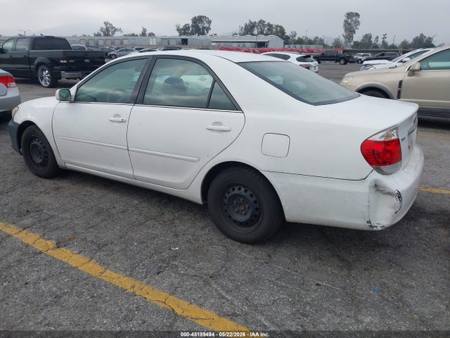 2006 Toyota Camry Le მანქანა იყიდება აუქციონზე, vin: 4T1BE32K26U741743, აუქციონის ნომერი: 45189494