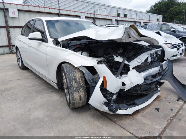 Продажа на аукционе авто 2016 Bmw 320i, vin: WBA8E1G59GNT36767, номер лота: 45189500