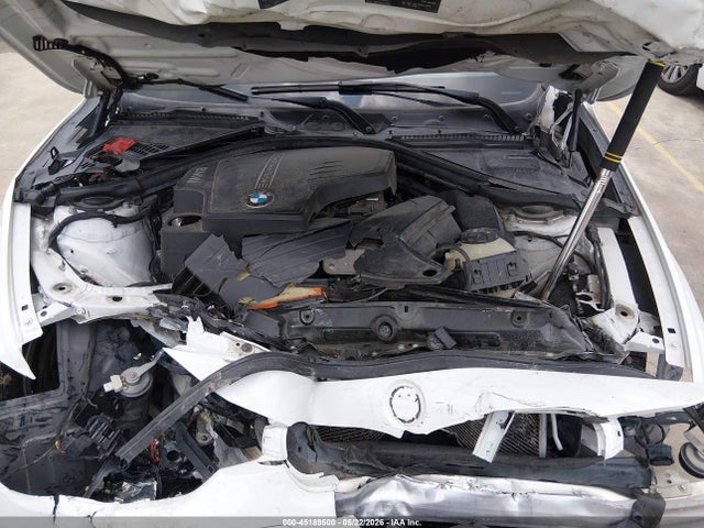 Продаж на аукціоні авто 2016 Bmw 320i, vin: WBA8E1G59GNT36767, номер лоту: 45189500