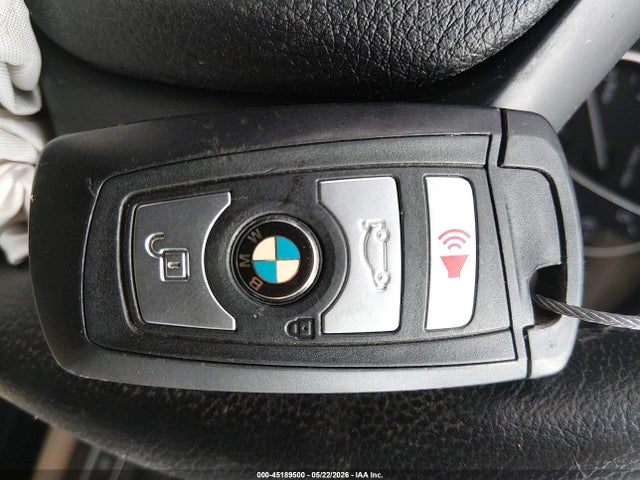 Продаж на аукціоні авто 2016 Bmw 320i, vin: WBA8E1G59GNT36767, номер лоту: 45189500