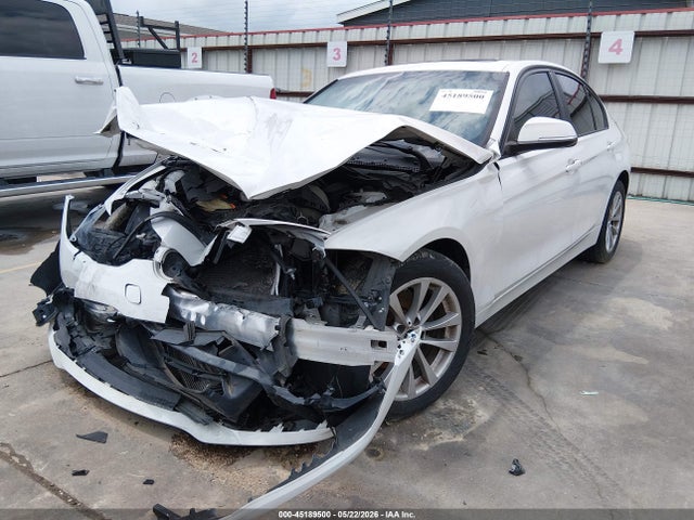 Продаж на аукціоні авто 2016 Bmw 320i, vin: WBA8E1G59GNT36767, номер лоту: 45189500