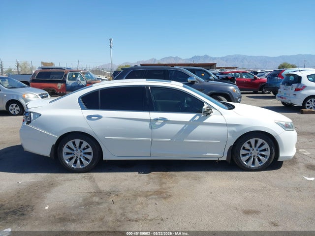 45189502 :رقم المزاد ، 1HGCR3F87FA024673 vin ، 2015 Honda Accord Ex-l V-6 مزاد بيع
