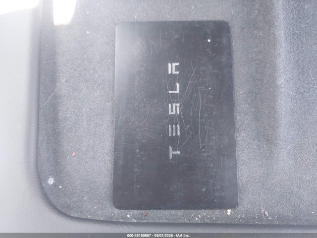 45189507 :رقم المزاد ، 7SAYGDEE7SF308333 vin ، 2025 Tesla Model Y Long Range Dual Motor All-wheel Drive مزاد بيع
