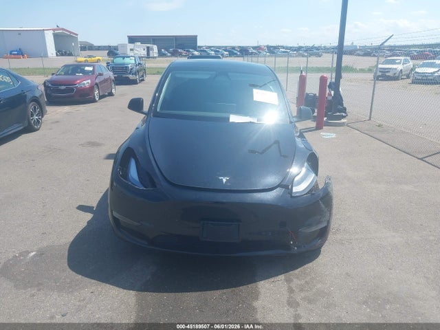 45189507 :رقم المزاد ، 7SAYGDEE7SF308333 vin ، 2025 Tesla Model Y Long Range Dual Motor All-wheel Drive مزاد بيع