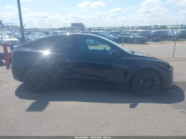 45189507 :رقم المزاد ، 7SAYGDEE7SF308333 vin ، 2025 Tesla Model Y Long Range Dual Motor All-wheel Drive مزاد بيع