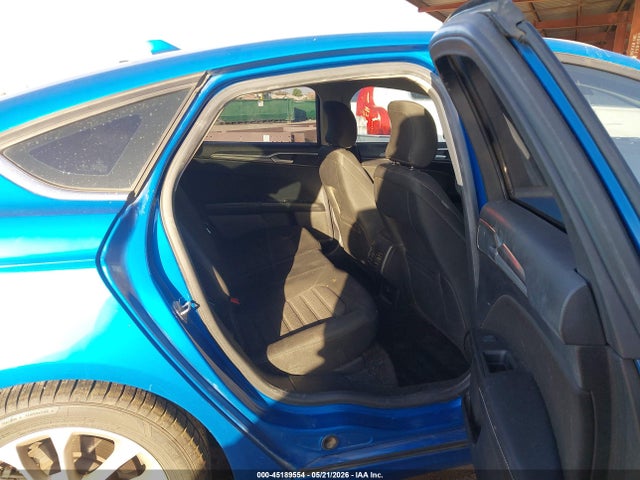 3FA6P0HD3KR276601 Ford FUSION SE