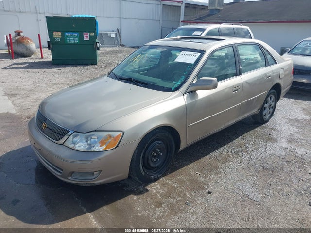 45189558 :رقم المزاد ، 4T1BF28B2YU018492 vin ، 2000 Toyota Avalon Xls مزاد بيع