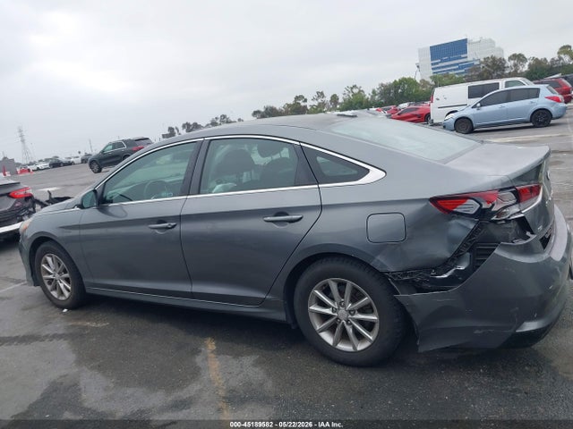 Hyundai SONATA SE 2018 5NPE24AF5JH611124 Image 14