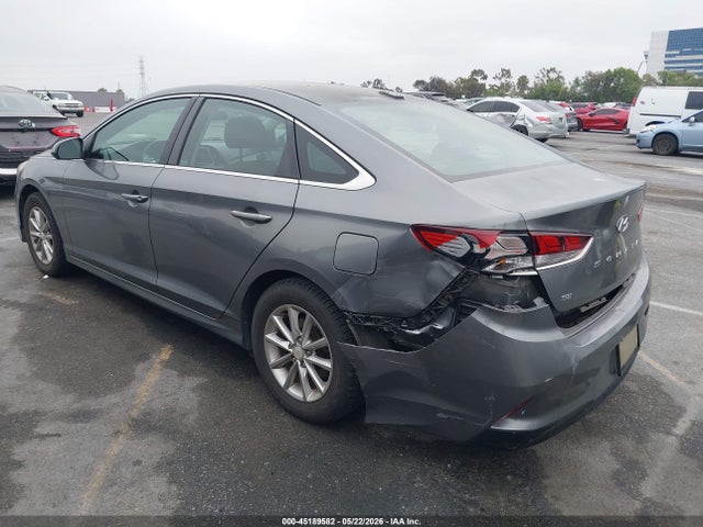 Hyundai SONATA SE 2018 5NPE24AF5JH611124 Image 3
