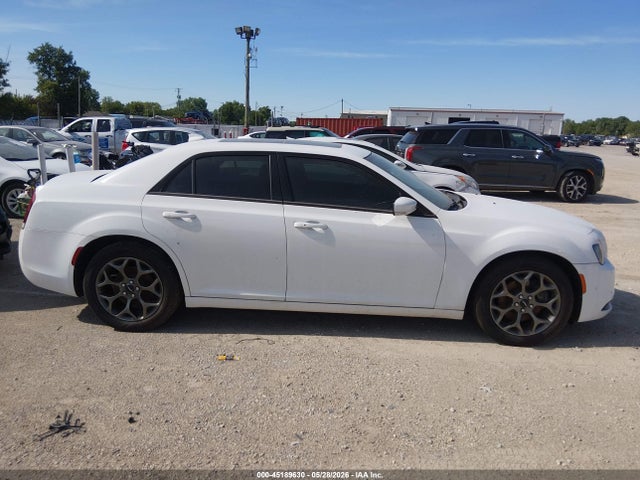 Продажа на аукционе авто 2015 Chrysler 300 300s, vin: 2C3CCAGG2FH756869, номер лота: 45189630