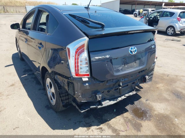 2013 Toyota Prius Three მანქანა იყიდება აუქციონზე, vin: JTDKN3DU4D5637782, აუქციონის ნომერი: 45189734
