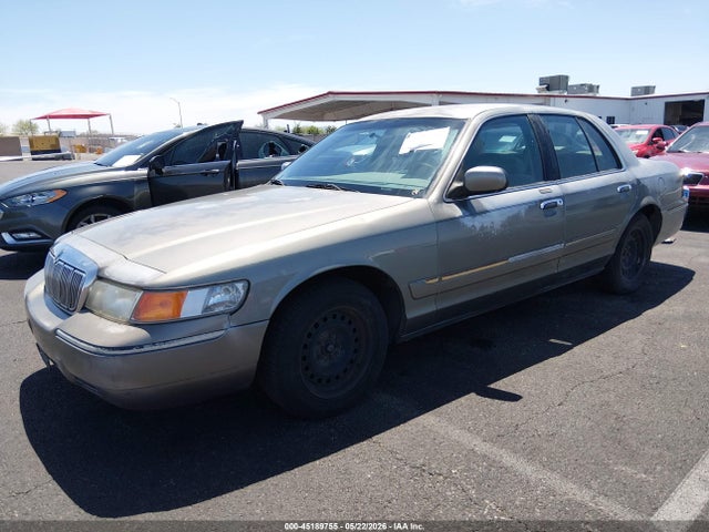 45189755 :رقم المزاد ، 2MEFM74W0YX607257 vin ، 2000 Mercury Grand Marquis Gs مزاد بيع