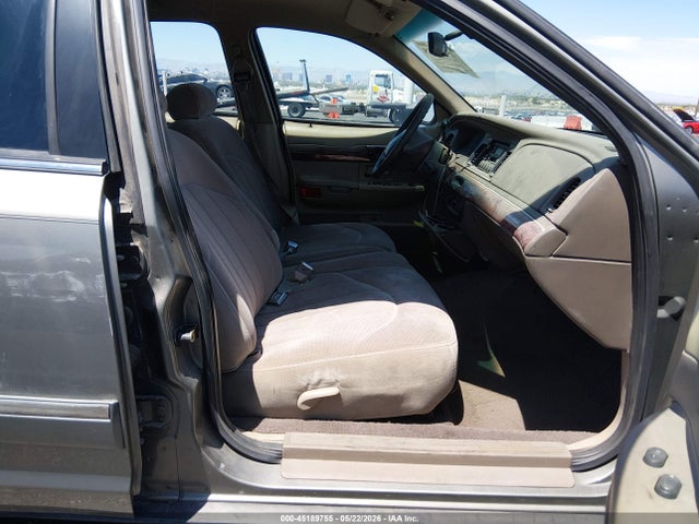 45189755 :رقم المزاد ، 2MEFM74W0YX607257 vin ، 2000 Mercury Grand Marquis Gs مزاد بيع