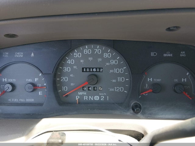 45189755 :رقم المزاد ، 2MEFM74W0YX607257 vin ، 2000 Mercury Grand Marquis Gs مزاد بيع