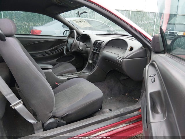 45189756 :رقم المزاد ، 1FAFP40462F149938 vin ، 2002 Ford Mustang مزاد بيع