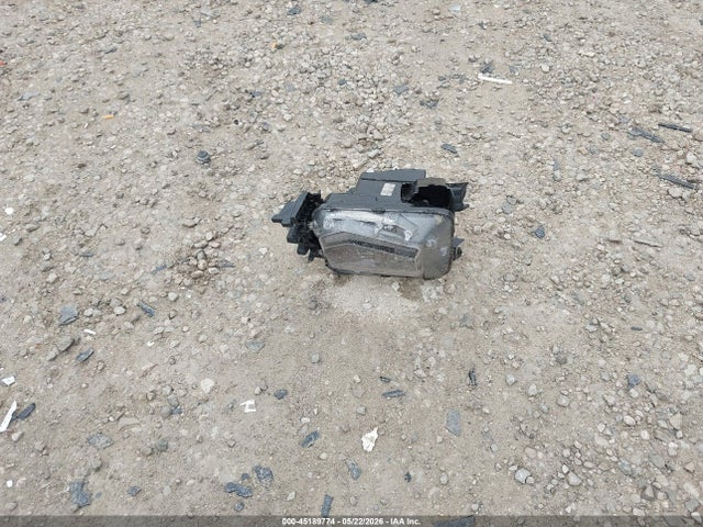 45189774 :رقم المزاد ، 5NTJDDAF0NH025883 vin ، 2022 Hyundai Santa Cruz Sel Premium مزاد بيع