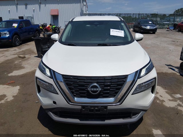 5N1BT3BA0NC733562 Nissan Rogue Sv Fwd