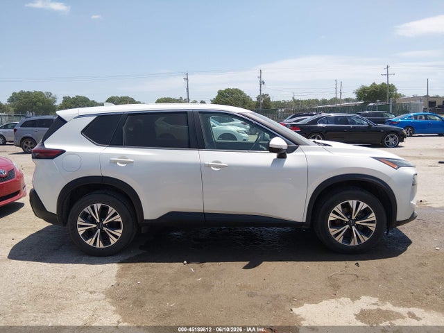 5N1BT3BA0NC733562 Nissan Rogue Sv Fwd