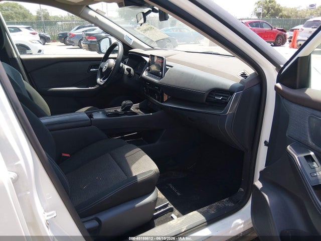 5N1BT3BA0NC733562 Nissan Rogue Sv Fwd