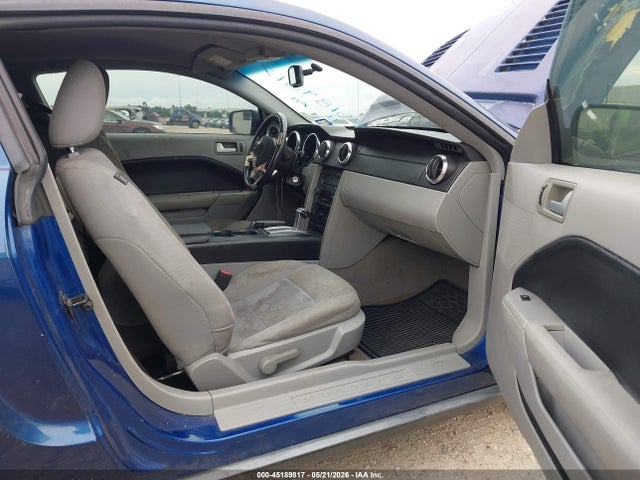 Продажа на аукционе авто 2008 Ford Mustang V6 Deluxe, vin: 1ZVHT80N285179027, номер лота: 45189817