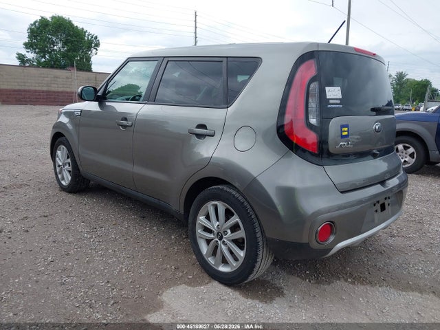 KIA SOUL + 2018 KNDJP3A58J7594812 Image 3