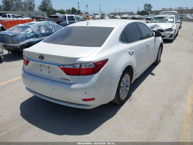 Lexus ES 300H 2015 JTHBW1GG3F2083404 Image 4