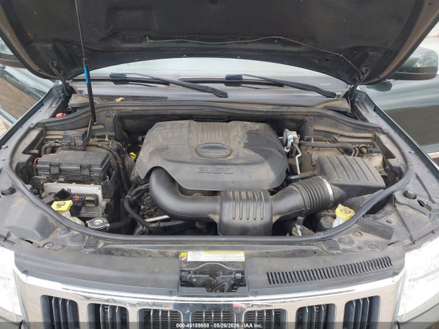 2011 Jeep Grand Cherokee Laredo მანქანა იყიდება აუქციონზე, vin: 1J4RR4GGXBC672716, აუქციონის ნომერი: 45189858