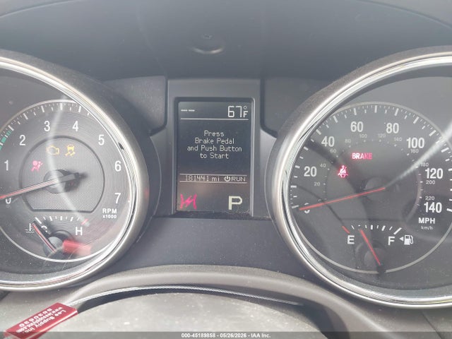 2011 Jeep Grand Cherokee Laredo მანქანა იყიდება აუქციონზე, vin: 1J4RR4GGXBC672716, აუქციონის ნომერი: 45189858