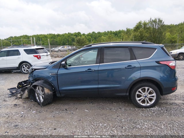 Продажа на аукционе авто 2018 Ford Escape Se, vin: 1FMCU0GD4JUC16711, номер лота: 45189865