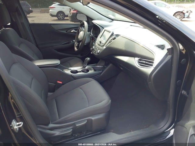 Продажа на аукционе авто 2017 Chevrolet Malibu 1lt, vin: 1G1ZE5ST1HF183990, номер лота: 45189866