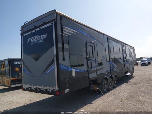 Keystone Rv Fuzion 2016 4YDF42235GF810410 Image 4