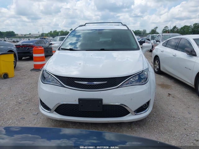 45189901 :رقم المزاد ، 2C4RC1BG7HR526643 vin ، 2017 Chrysler Pacifica Touring-l مزاد بيع